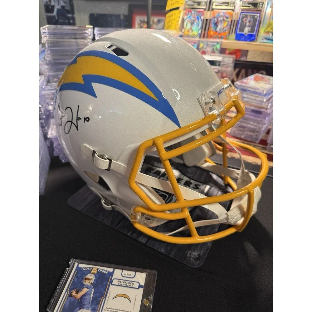 2022 Absolute Tools Of The Trade Justin Herbert Auto /25 And Auto Helmet